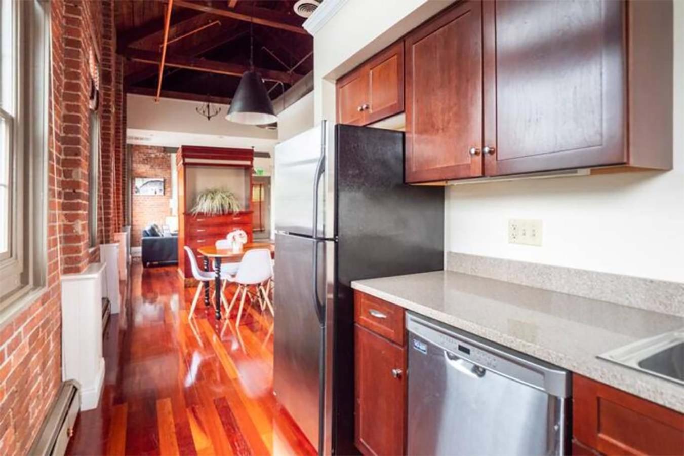 Jennifer'S Riverfront Foundry Apartment Downtown بروفيدنس، رود آيلاند المظهر الخارجي الصورة